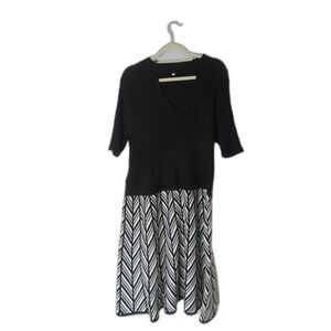 Candie’s Black & White Knit Dress – Size 2X